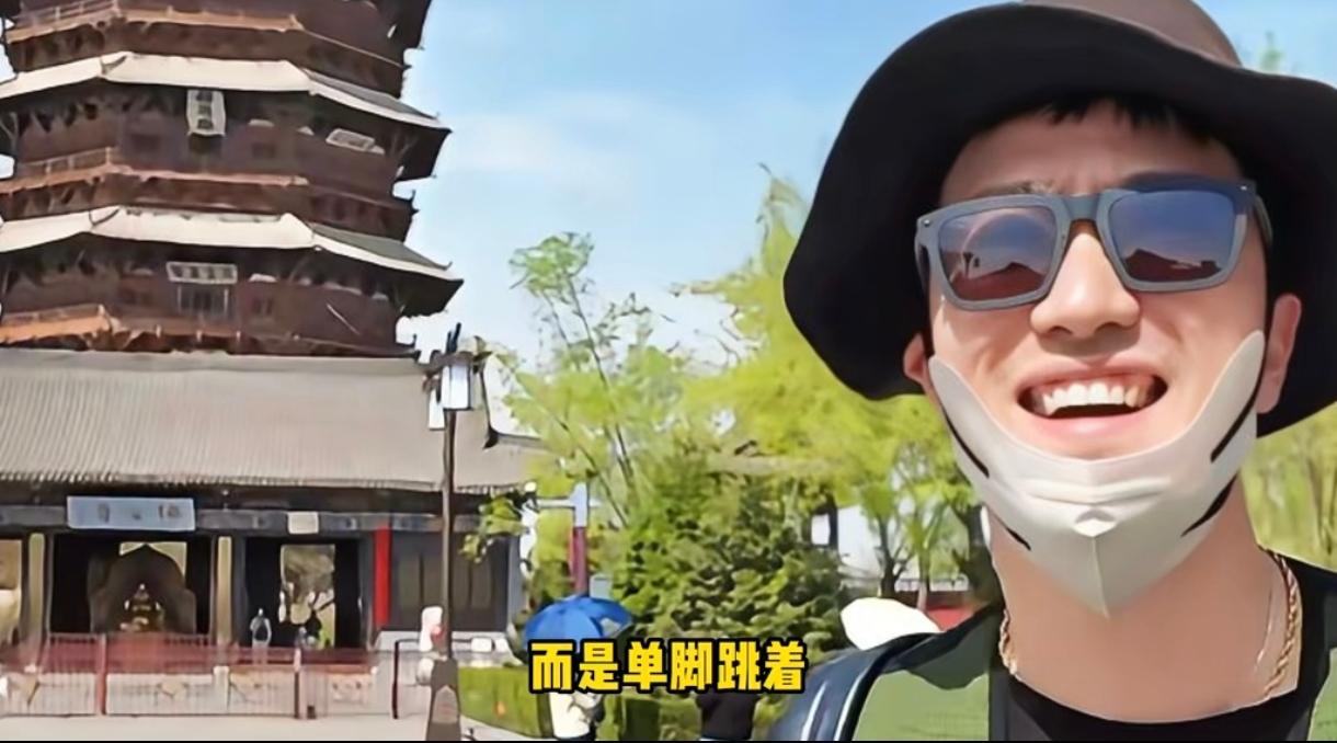 体育局想让刘翔二选一来个了断（要么回来上班当教练，要么一次性买断工龄），我认为，