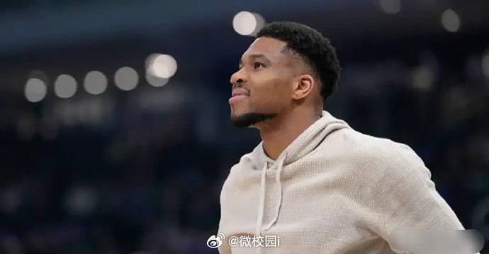 雄鹿曾希望用字母哥换莫布利据记者Barry Jackson报道，雄鹿在2月曾与骑