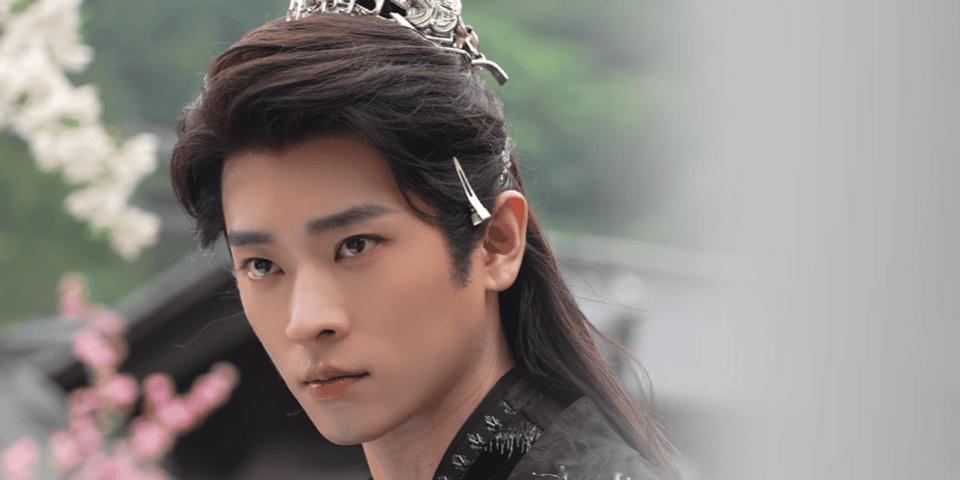 丞磊是不是典型的古装剑眉星目脸？上一次见到的还是陈晓 ​​​