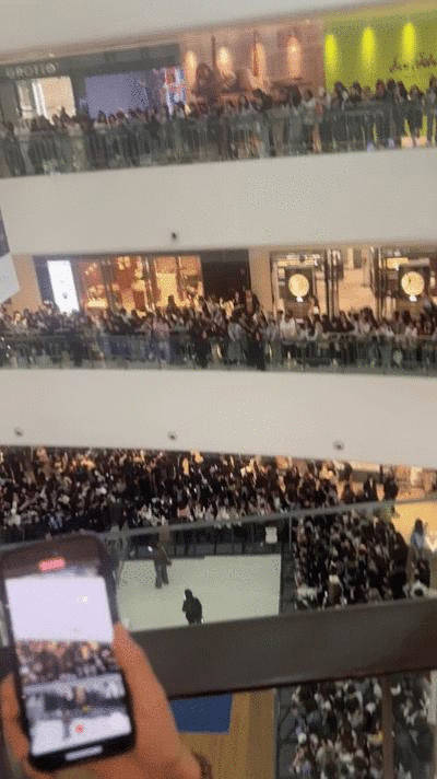 王子奇线下活动这么多人 捷径真的很好走 ​​​