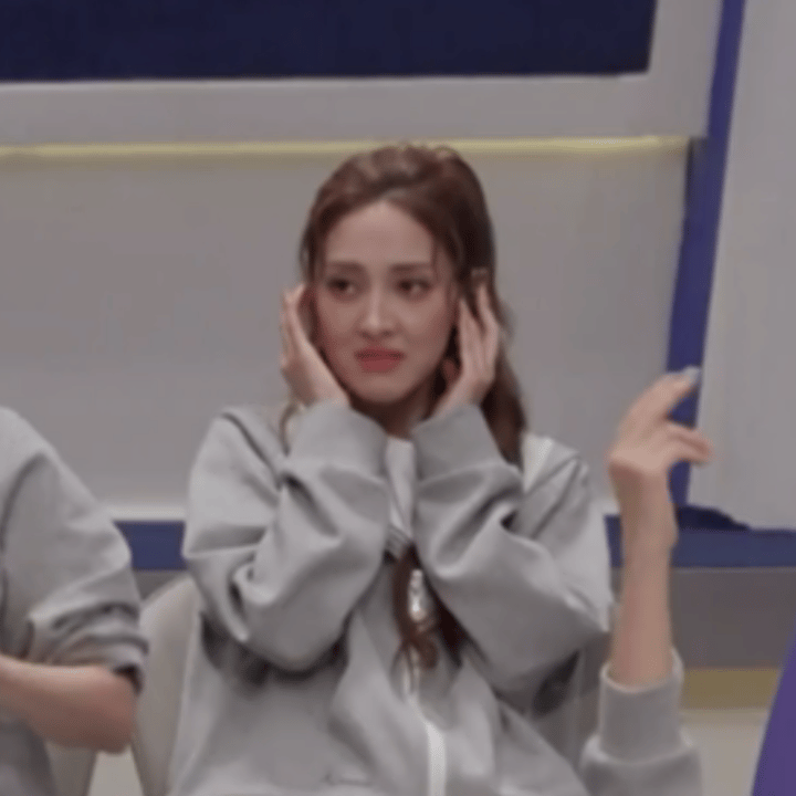 浪姐白买版权没事哒没事哒们浪姐姐姐们的友谊和真人秀最好看～ 