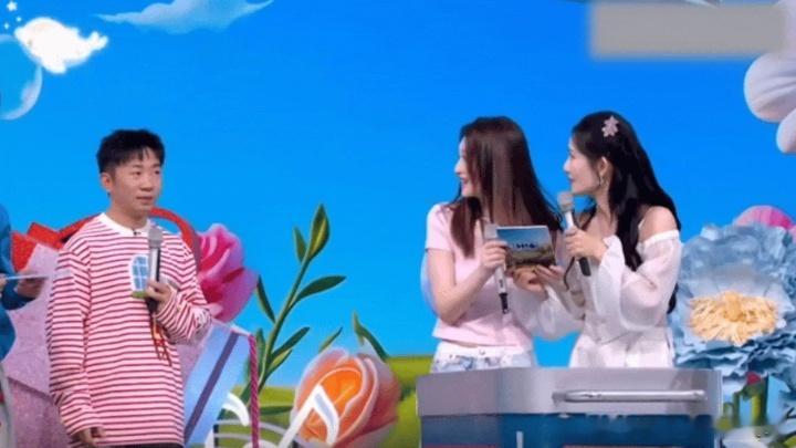杨迪在好六不舒服了杨迪不舒服当场就说出来了 谢娜李小冉的“好心”被杨迪无情驳回。
