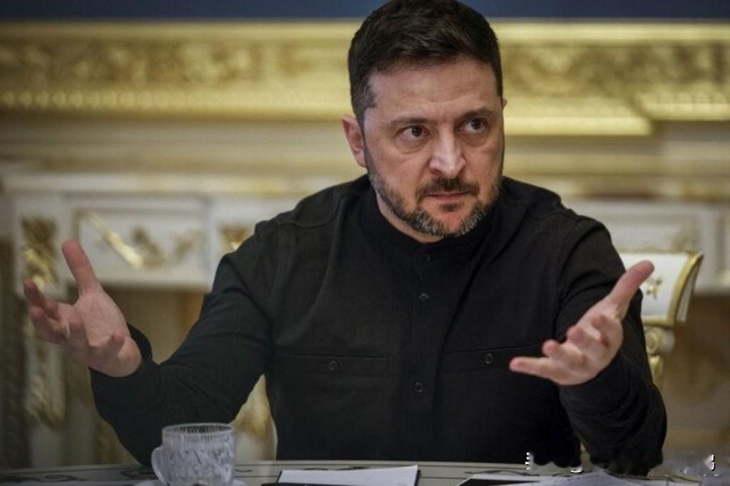 #俄乌冲突# 
泽连斯基在Politico旗下《The Conversation