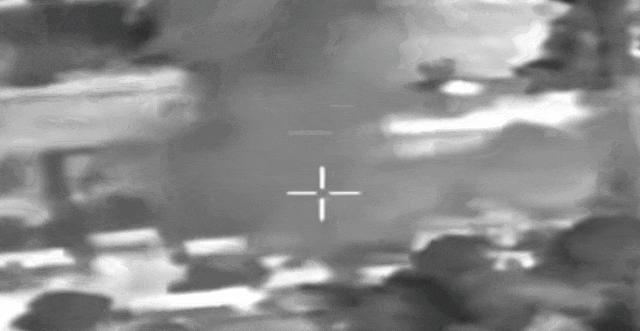 泰国空袭柬埔寨，地缘棋局暗流涌动！
泰国当地时间15日，泰国军方声称对柬埔寨的武