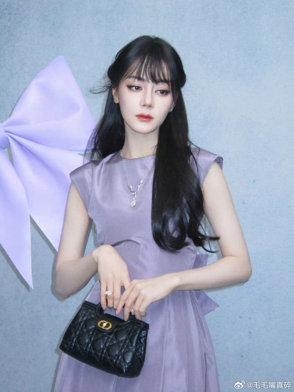 迪奥活动迪丽热巴不亏是迪奥女王 ​​​