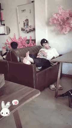 你说放什么暑假呢，我还是喜欢去上学