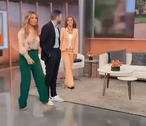 “空中走路”原来是这么练出来的？