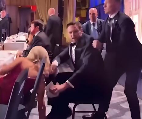 “为什么先救万斯？”美国媒体炸锅！美国白宫记者协会晚宴枪击发生后，副总统万斯先撤