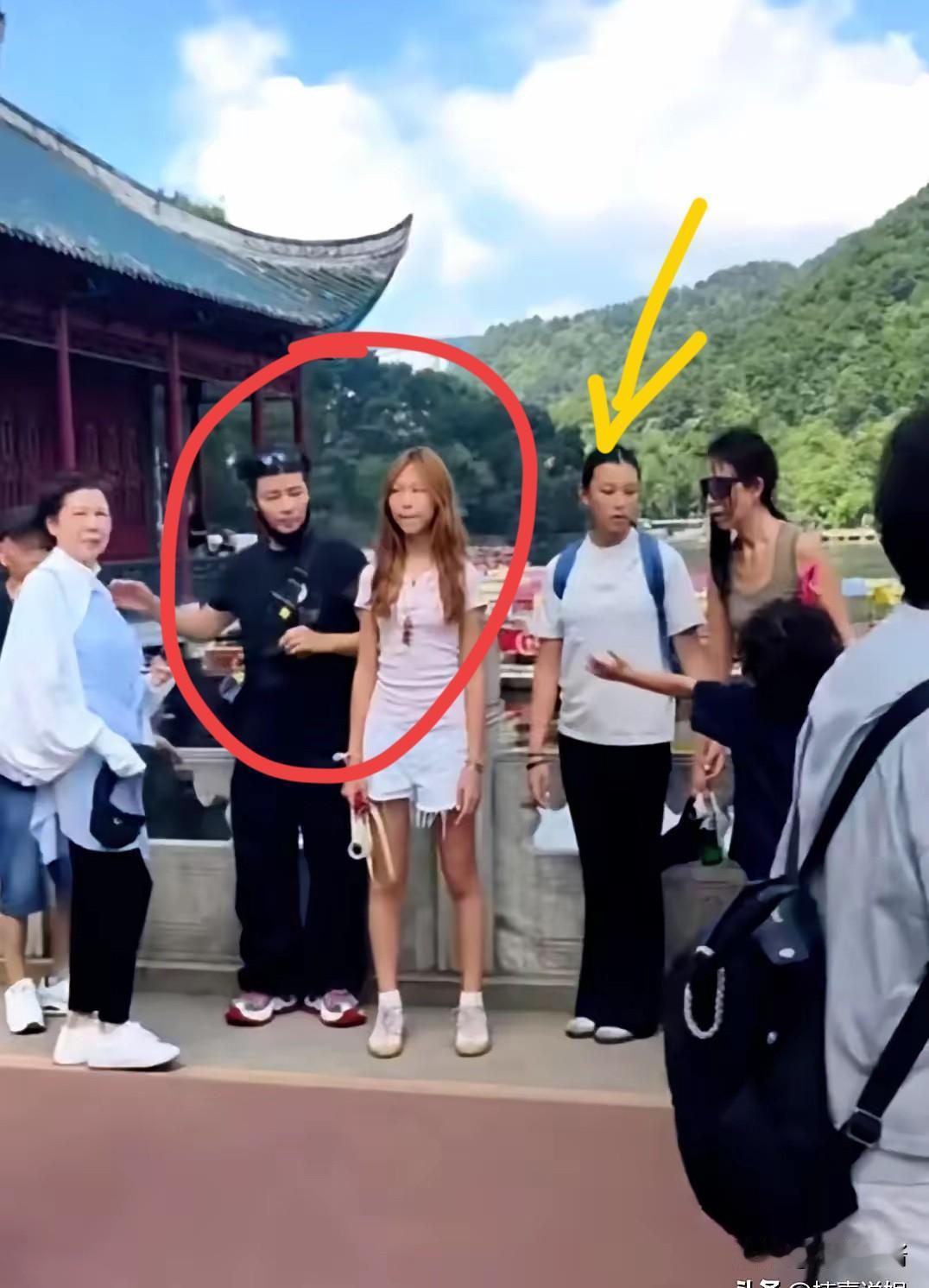 蔡少芬，引发热议。

7月20日，53岁的蔡少芬，冲上热搜，这一次，不是参加综艺