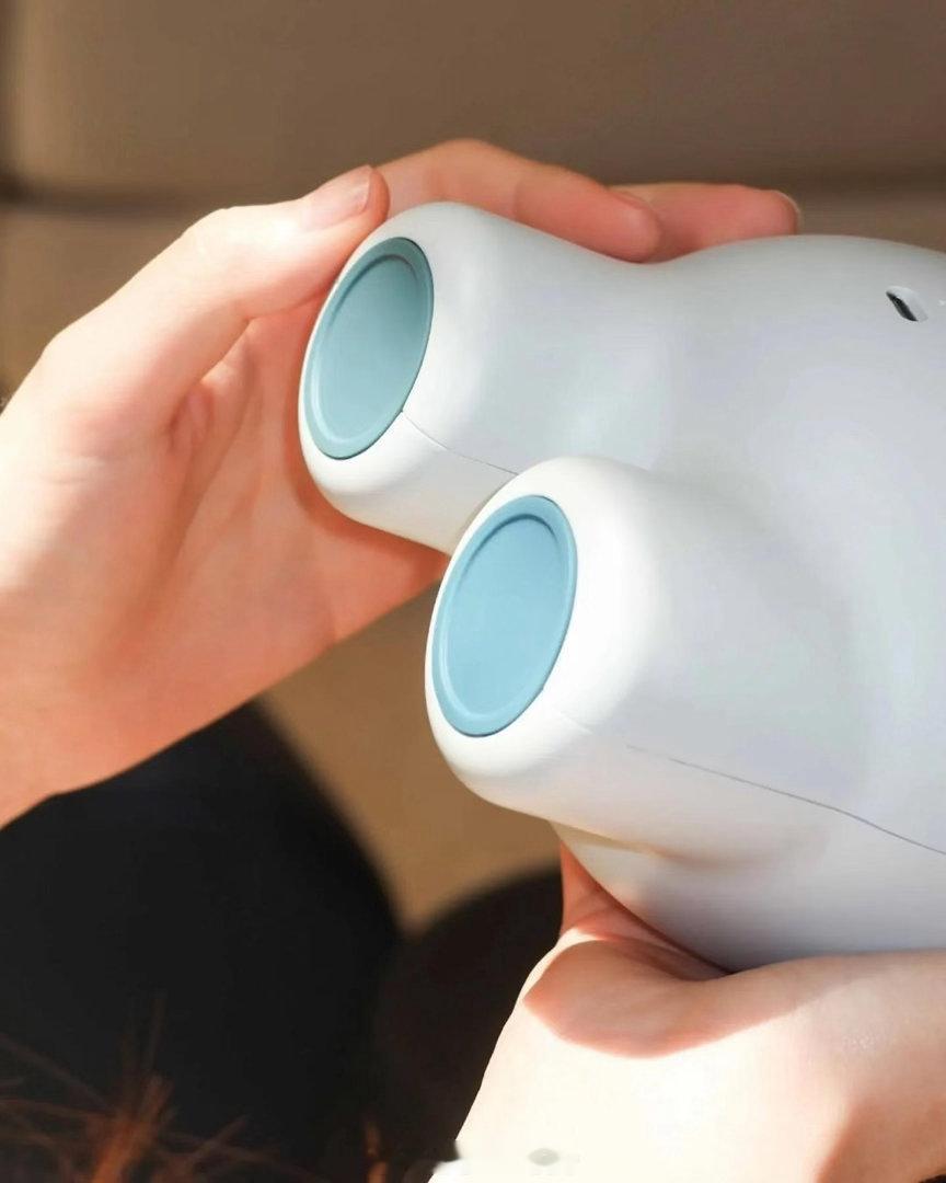 Buddy氛围灯|设计：cchevyy.cBuddy 是一款便携式氛围灯，由cc