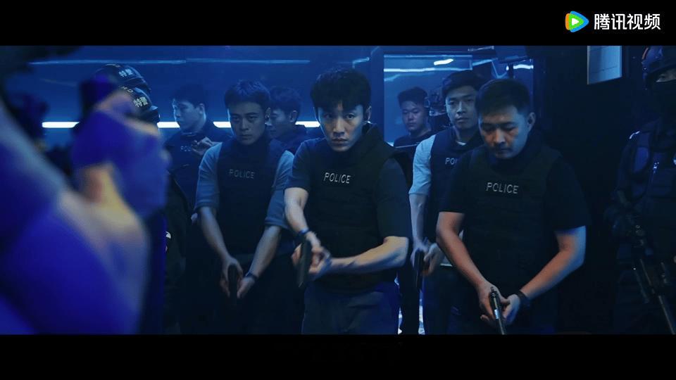 代旭谭松韵春禾之上杀青谭松韵杀青后现身乌镇戏剧节，素颜状态完全看不出年龄！这状态