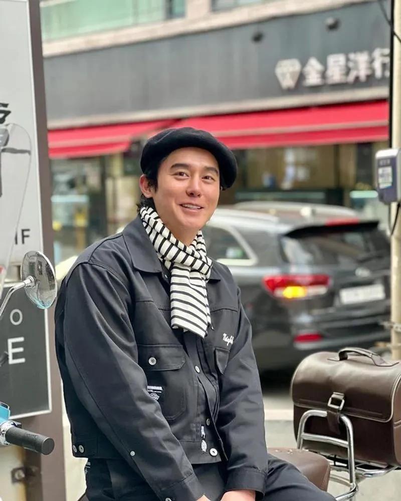 连续两次被网恋女生诈骗1700万！乐团大前辈自爆SNS上被骗全过程

26日在Y