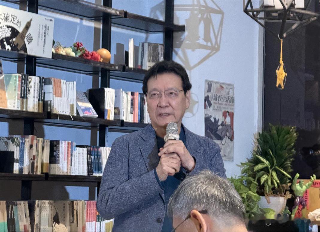 郑丽文遭学者“拷问”军购议题，赵少康吐槽：蓝白通过7800亿救了她

国民党主席