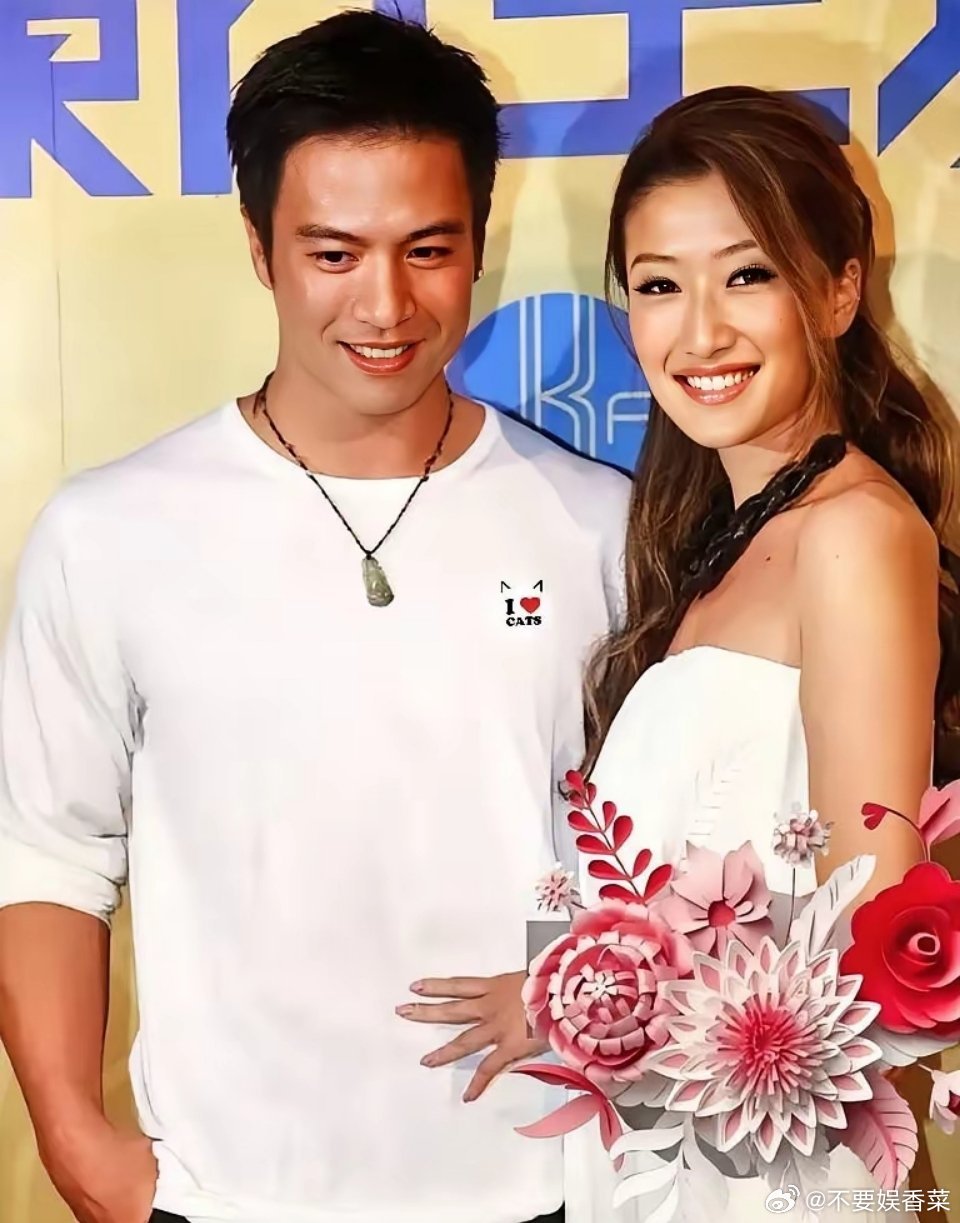 谢霆锋也没想到！他一手撮合看好的妹夫居然跟妹妹谢婷婷无缘，真是天意弄人回看这段旧
