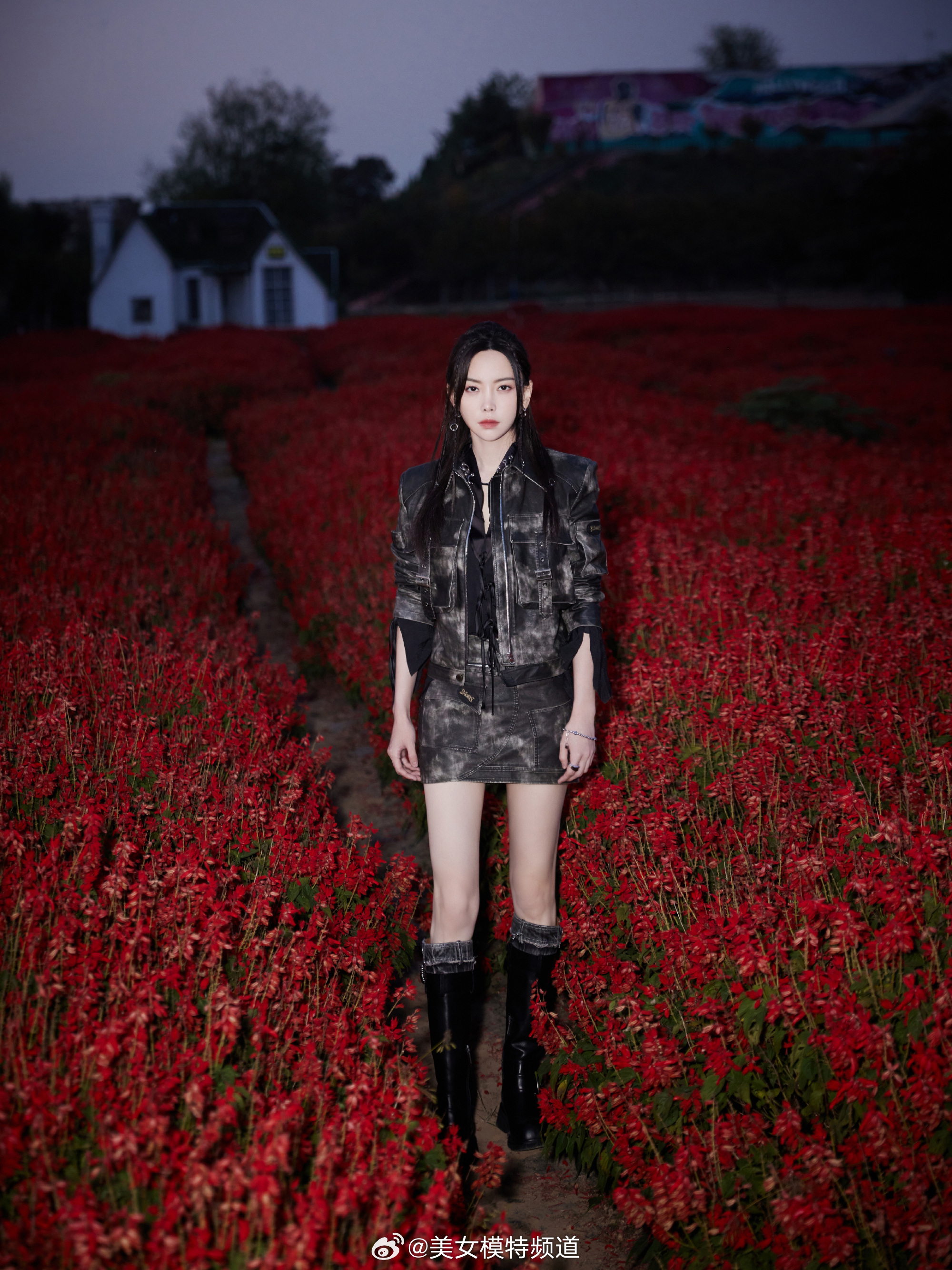 于文文酷感穿搭 