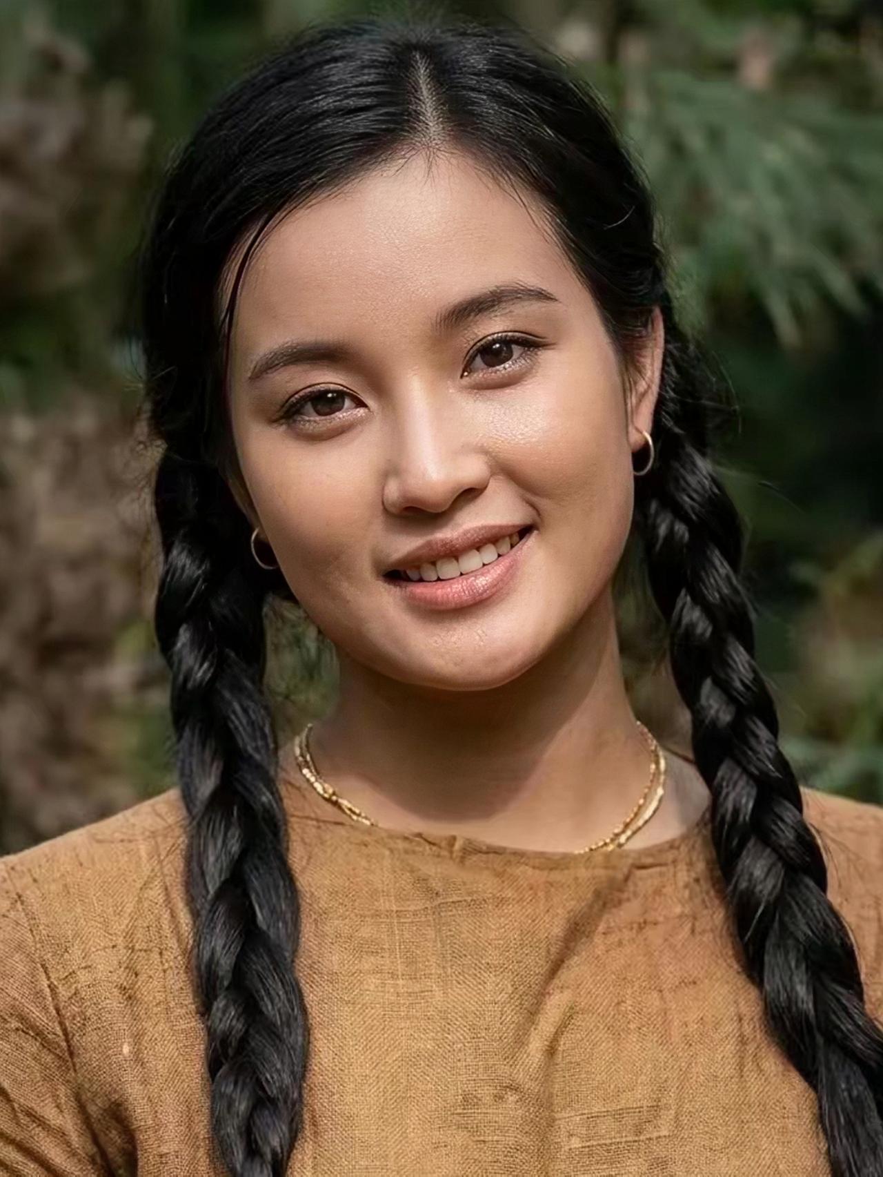 刘晓庆老照片真美！[比心][比心][比心]
刘晓庆风采依旧！[赞][赞][赞]