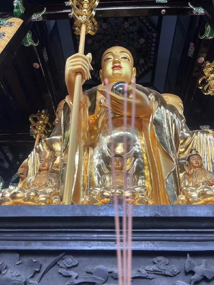劝君莫伤腹中子，历经万劫得人身，一朝尽毁亲母手，不管不问数十载，嫉妒怨恨心中积，