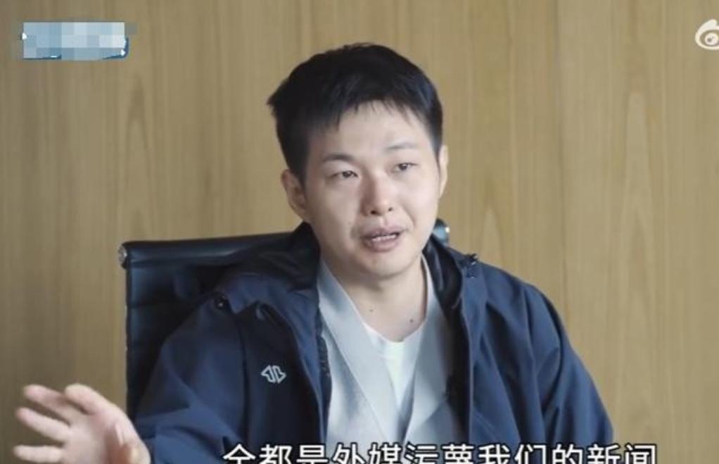 非洲的电网是中国拉的，互联网基站是中国建的，手机也都是中国出的，可当他们打开手机