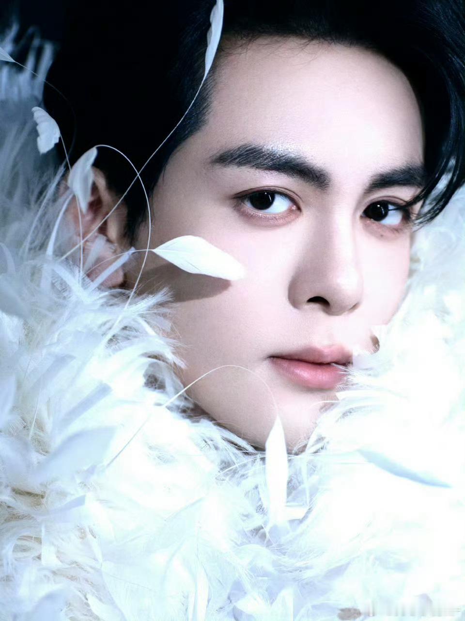 微博之夜男明星造型🈶宋威龙、陈哲远、陈伟霆、张康乐、丁禹兮、邓为、白敬亭、曾舜