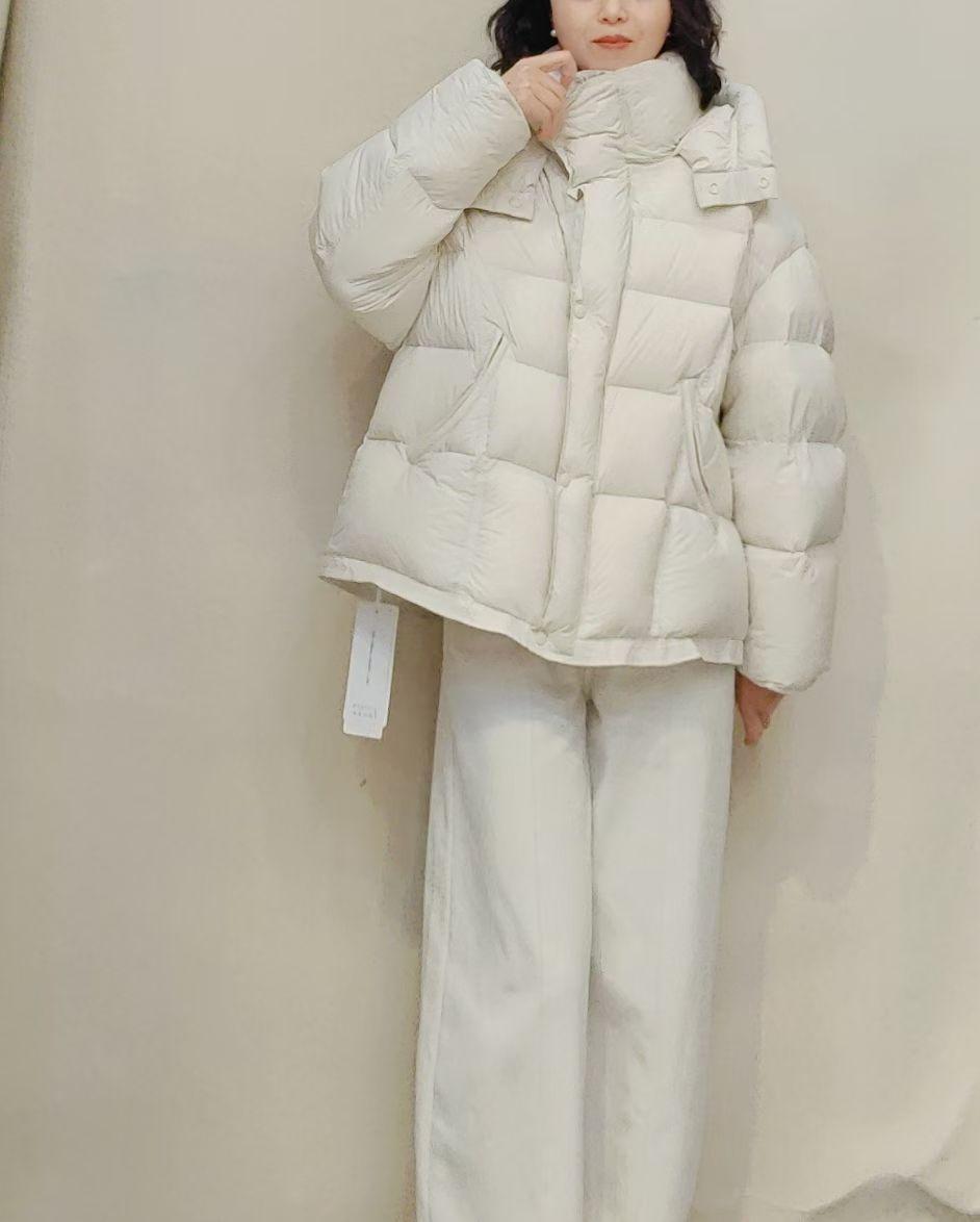 继续分享小寒家秋冬款女装👚👚👚👚

通勤休闲随心❤️搭～我喜欢图4那款连