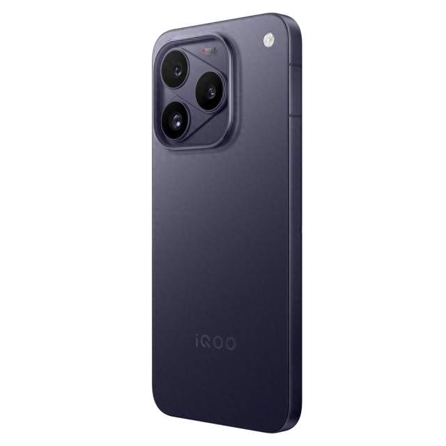 2026年搭载自研电竞芯片 iQOO 16值得优先选