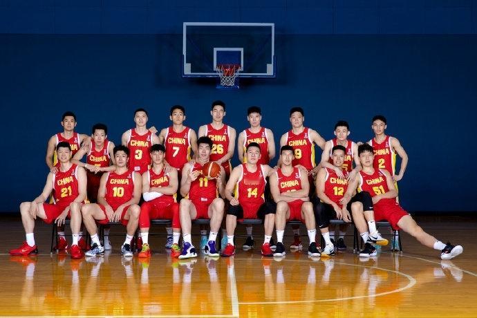 2025FIBA亚洲杯预选赛  中国男篮vs关岛男篮  付豪、王岚嵚定妆照杨瀚森