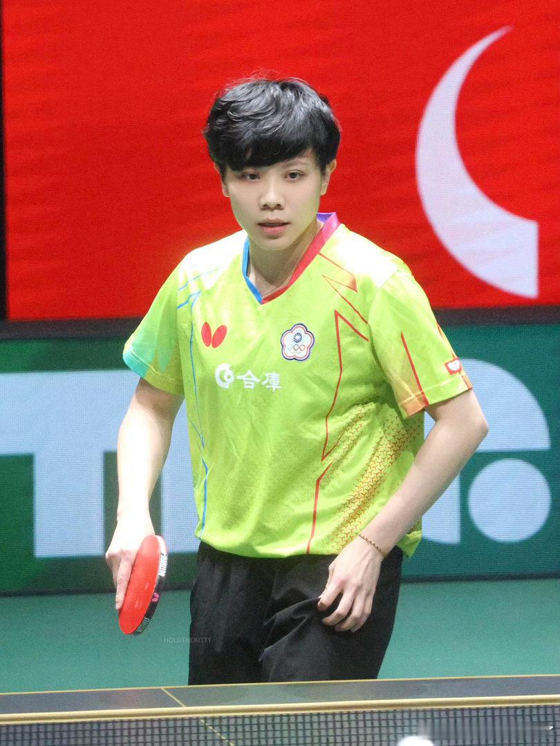 WTT瑞典大满贯郑怡静晋级32强WTT瑞典大满贯女单首轮，郑怡静让一追二又被追平