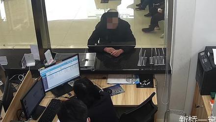 欠 6.5 万不敢坦白，男子哭着报警钱被盗，5 小时查出一出独角戏

成都一名男