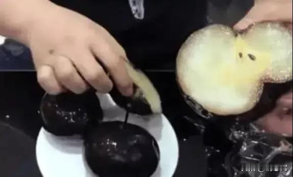 活了四十多年，我只有两次伤胃经历，疼得我彻夜难眠，如今那两样东西，宁可馋死，我再