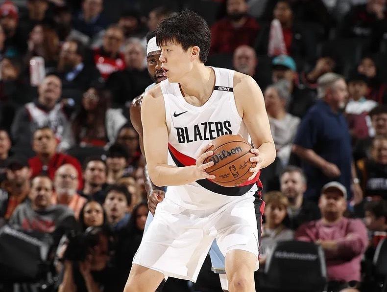 10月30日讯 NBA常规赛继续进行，开拓者主场103-124输给灰熊，遭遇赛季
