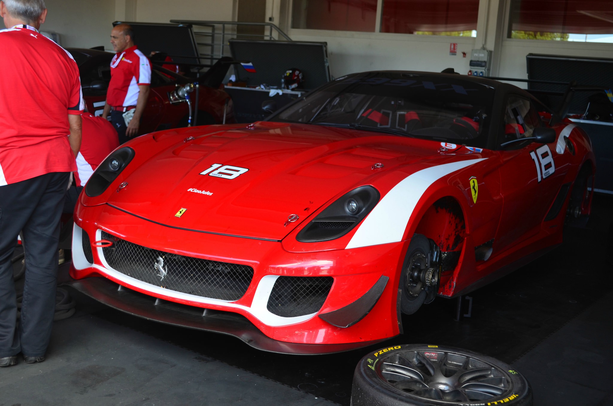 法拉利FXX 、FXX K、599XX。