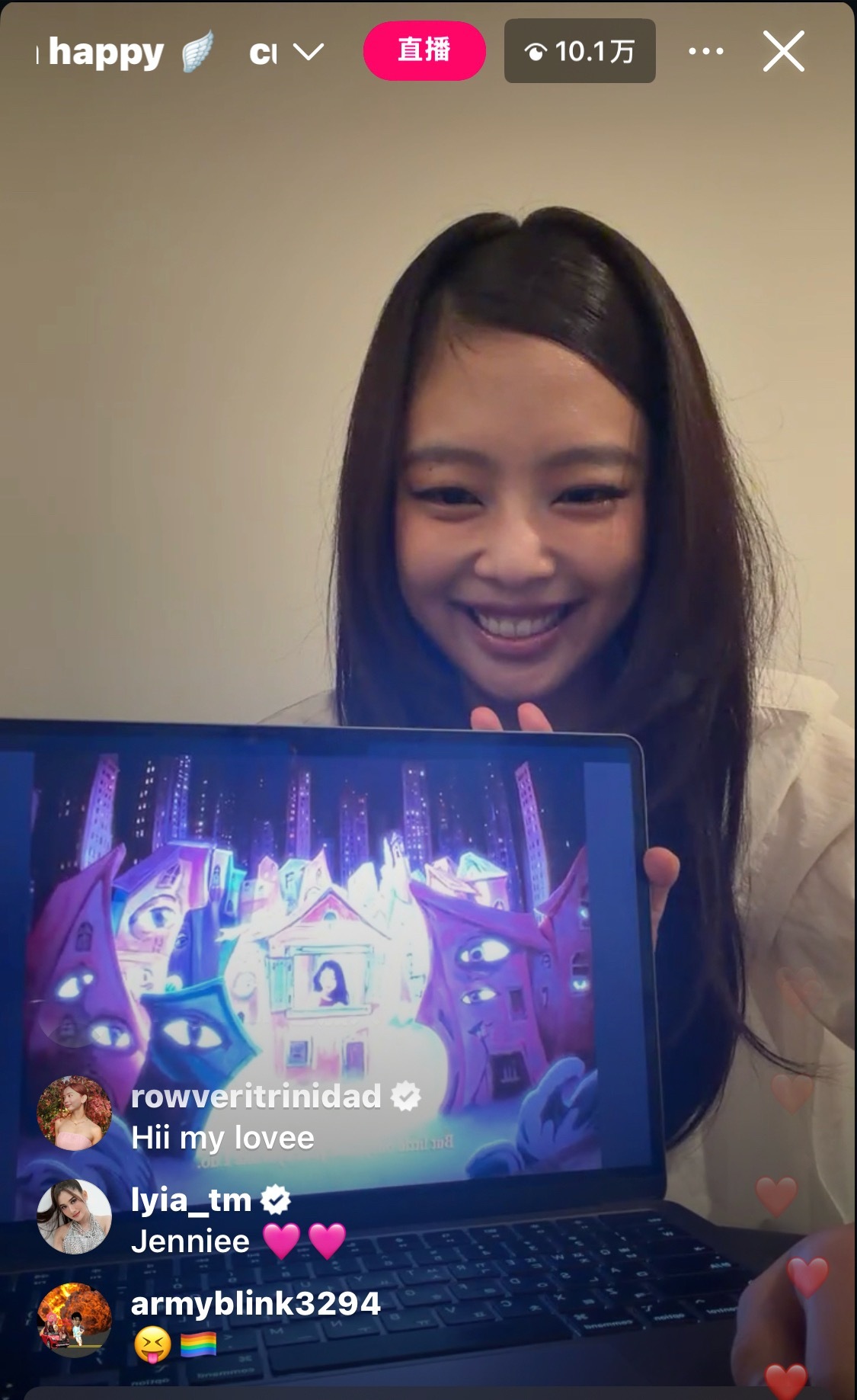 JENNIE[超话]  妈妈在ig直播 ​​​