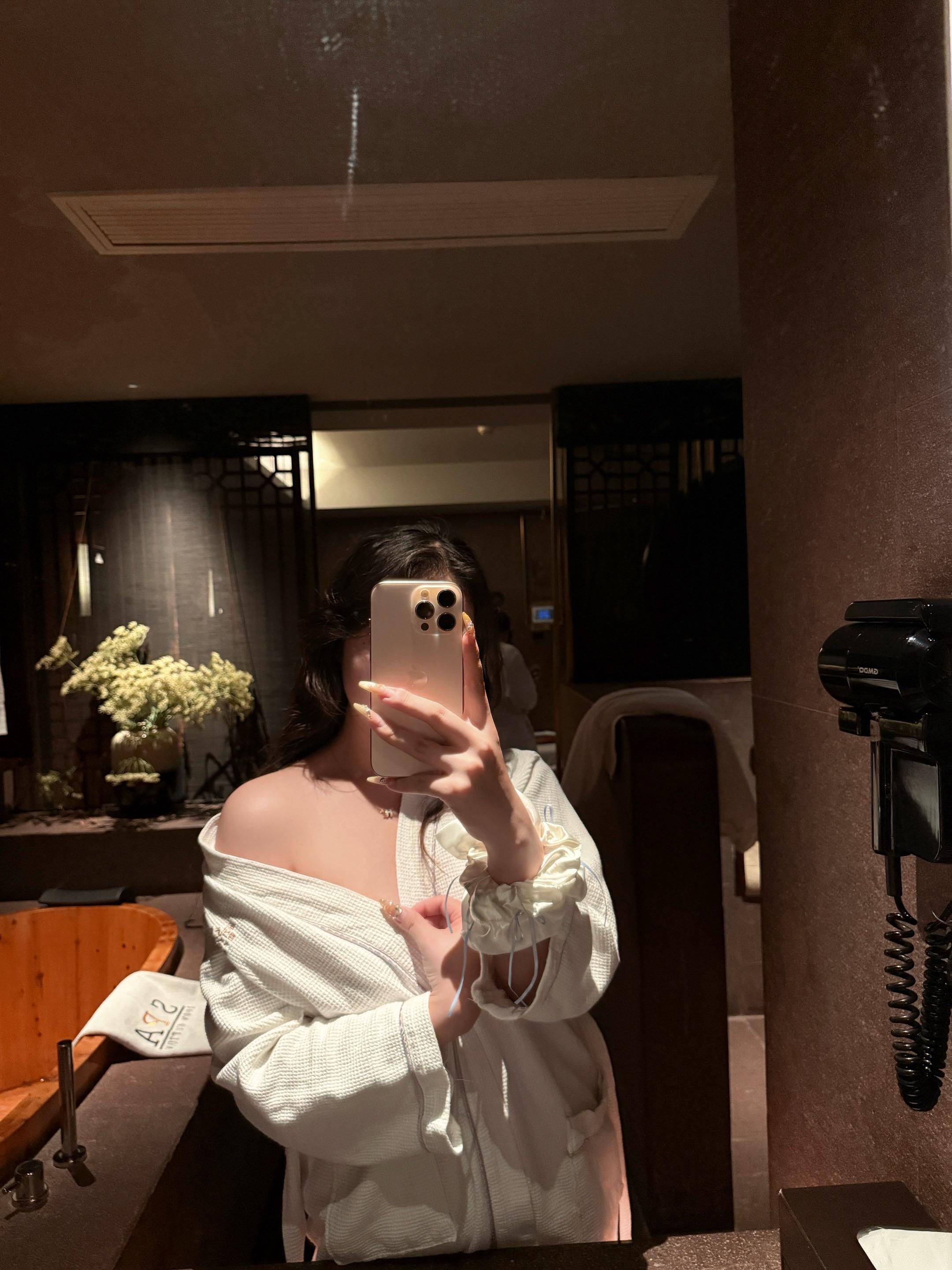遇到难回答的问题就不说话了💆🏻‍♀️