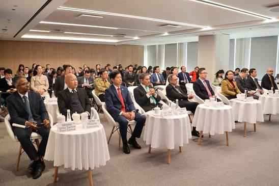 东盟十一国齐聚北京，与中方展开交流，导致美国的三个“计划”受到了阻碍！
 
20