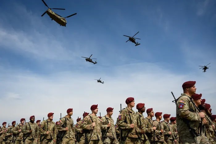 ❗《华盛顿邮报》报道，驻北卡罗来纳州布拉格堡的美军精锐第82空降师突然取消演习，