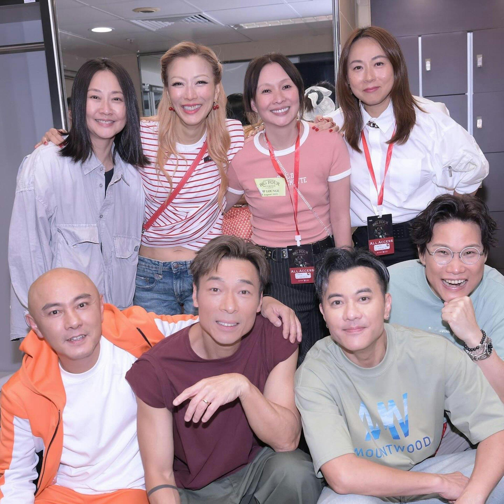 由张卫健、许志安、梁汉文及苏永康组成的BIG FOUR一连三场《HAPPY TO