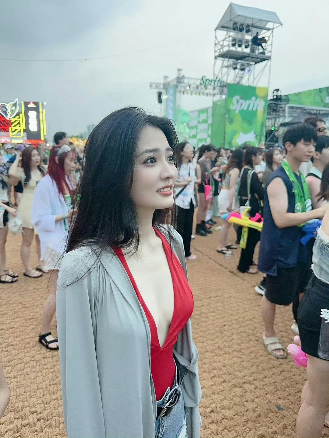 原来私下的徐璐这么性感[害羞] ​​​
