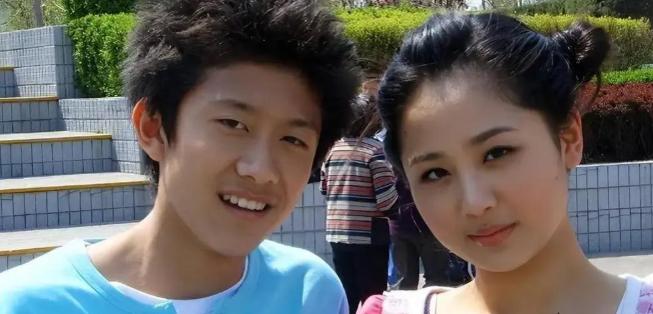 杨紫被刘涛当面问“万一你爱上张一山怎么办”，她一秒都没犹豫，直接回了六个字：感觉
