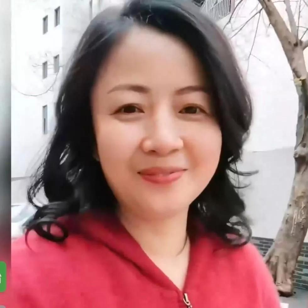 冬日暖阳下的微笑，生活如此美好🌞暖阳治愈瞬间 明媚自拍 踏着春的暖阳 生活足够