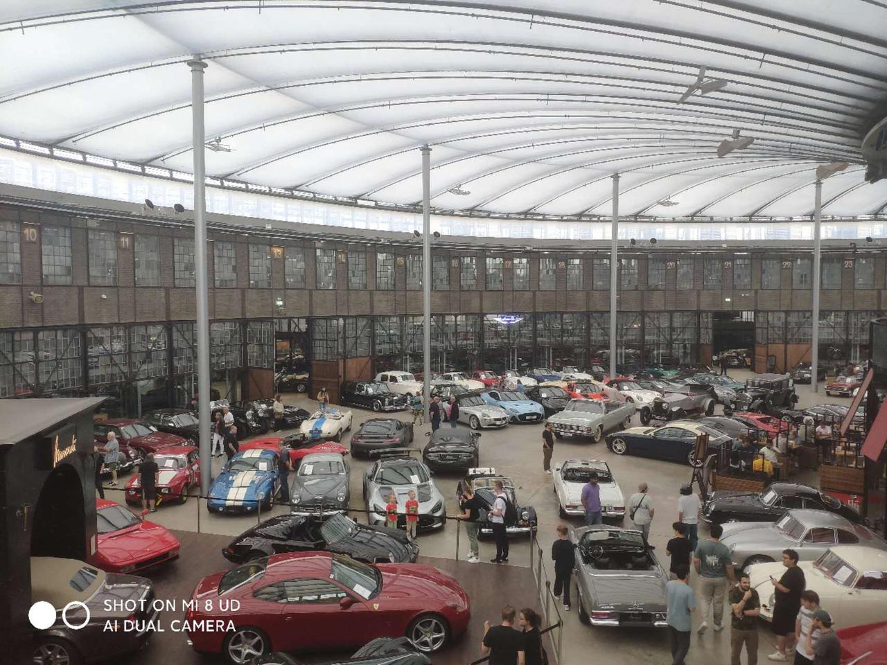 最近一位欧洲高中生住进了我家，从他身上我看到了国内外家庭的不同。

去年夏天，我