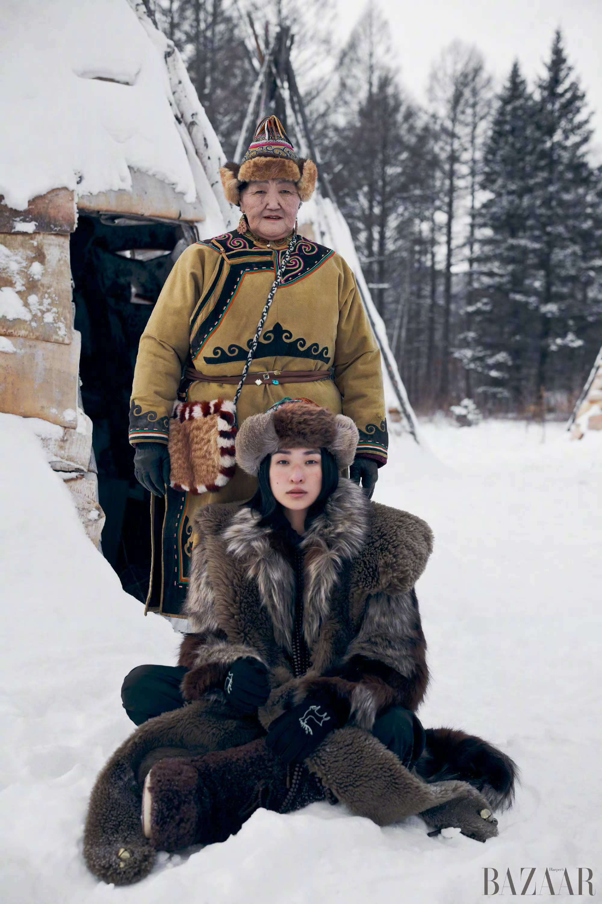 时尚芭莎二月刊汪曲攸游牧之歌芭莎封面大片 在大兴安岭的深处，有一片被白雪与松柏守