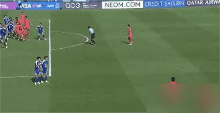 看着上半场那10比1的射门数据，我还以为韩国队这帮小伙子集体梦游，连中线长什么样