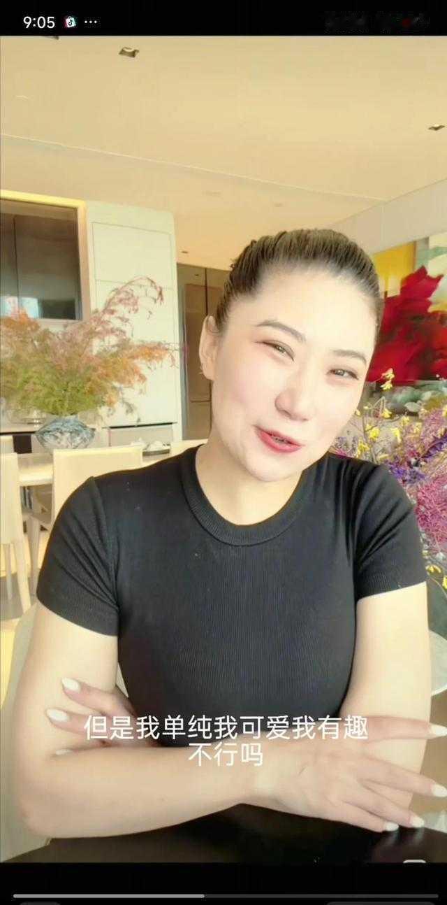 Coco称谢贤留房留金条，网友深挖发现房产早已出售
Coco称谢贤留沪上房产与金
