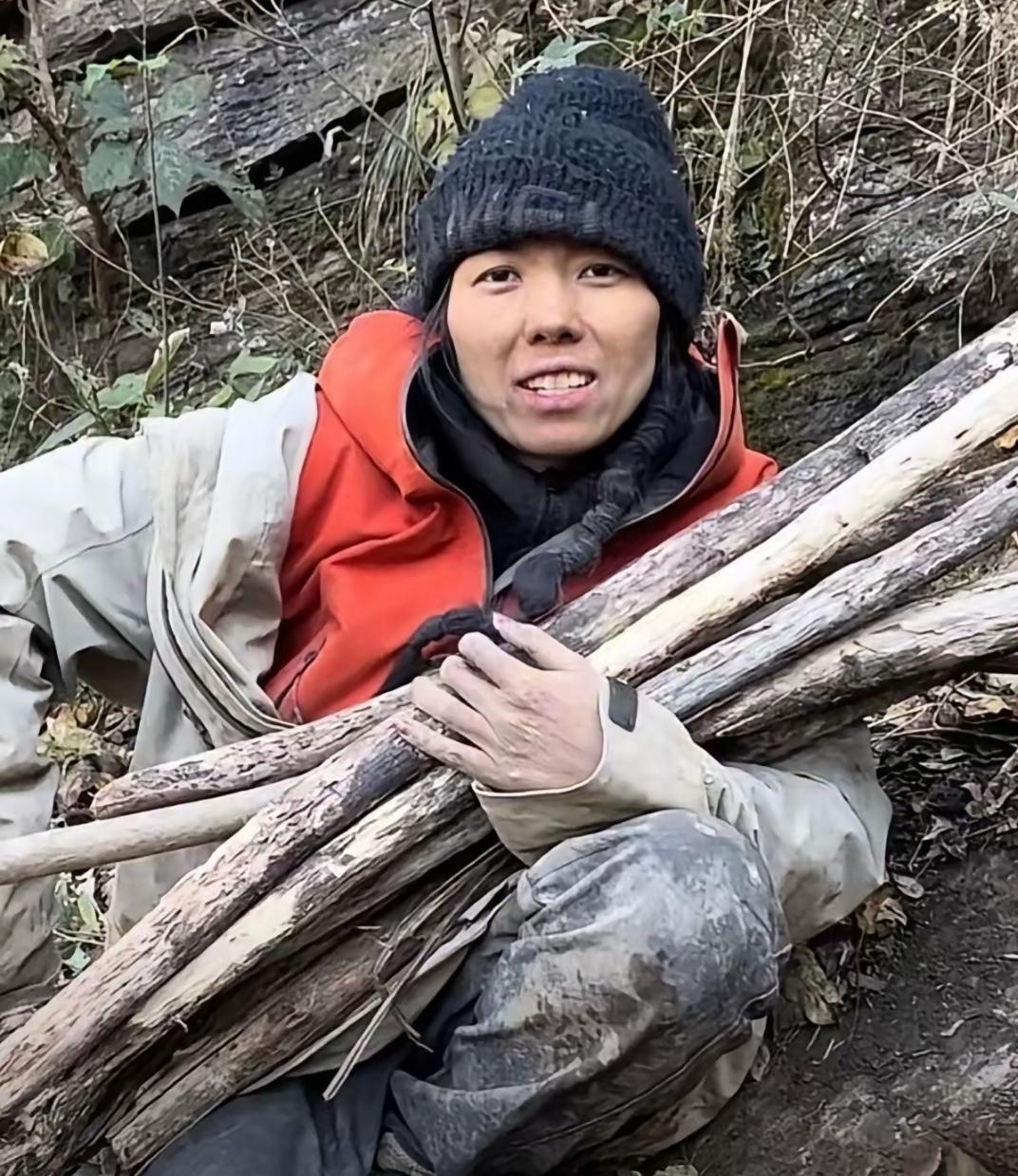 冷美人这次退出荒野求生了
让我很震惊的是，
冷美人只参加了36天，退赛后的钱竟然