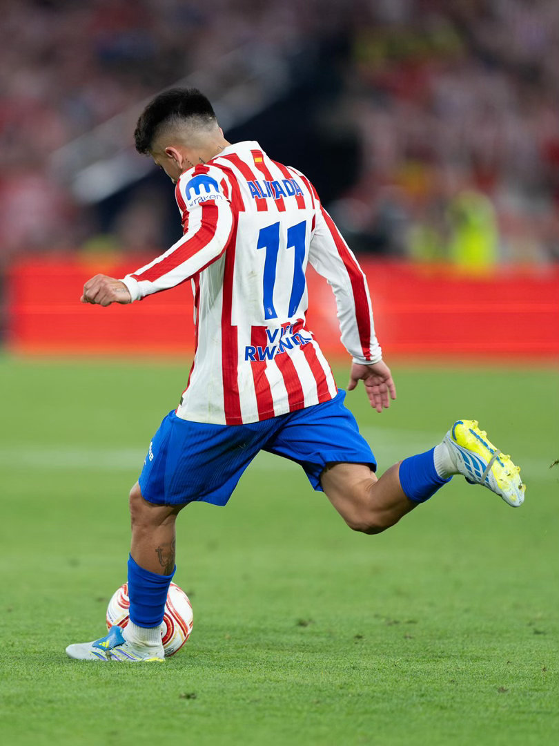 🔴⚪️阿尔马达更新IG：“感谢马竞球迷们一如既往的支持，虽然我们没能给你们带来