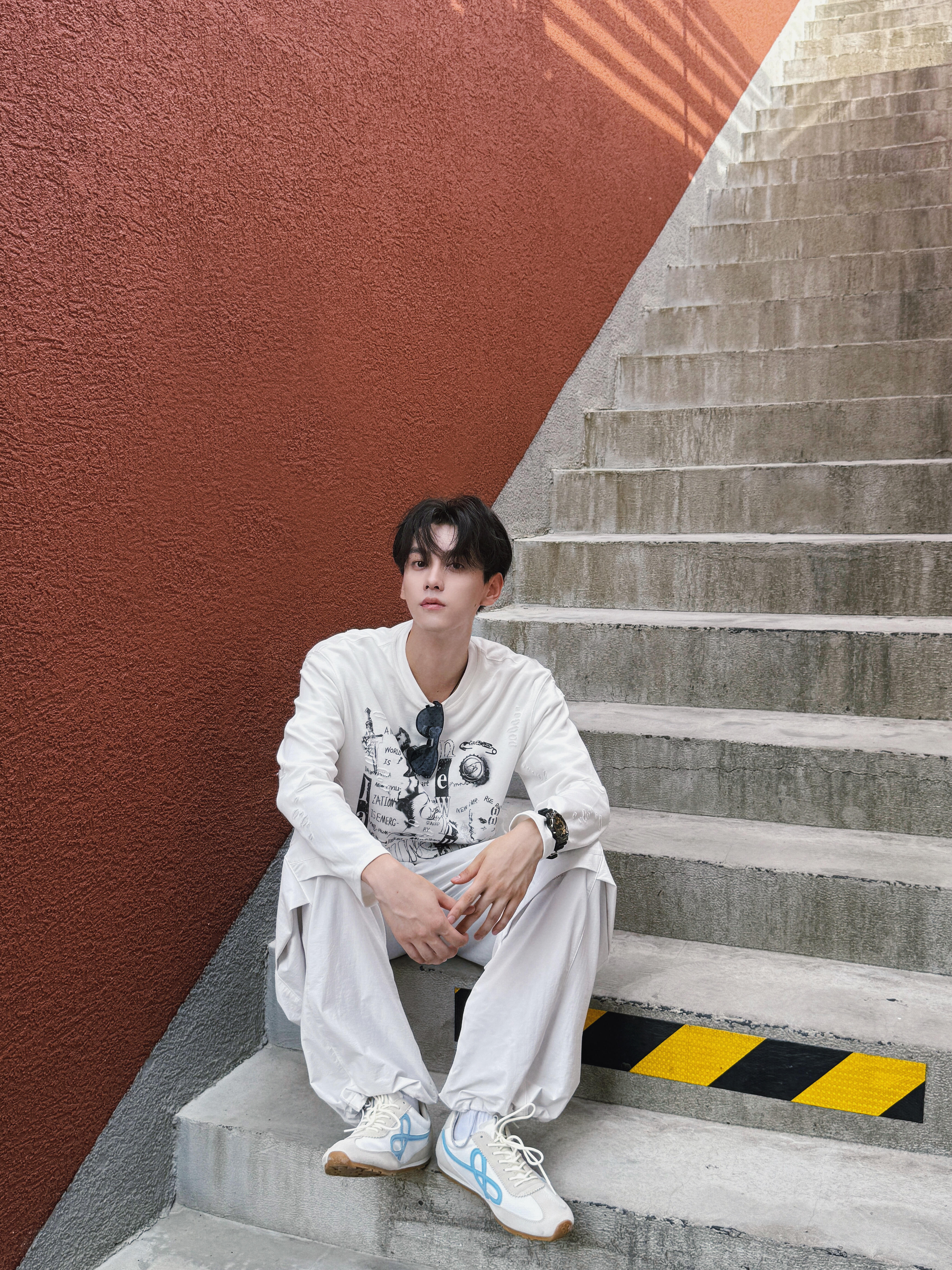 田栩宁治愈系帅哥田栩宁🍠更新九宫格PLOG📷[么么哒]夏日氛围感治愈系大片帅
