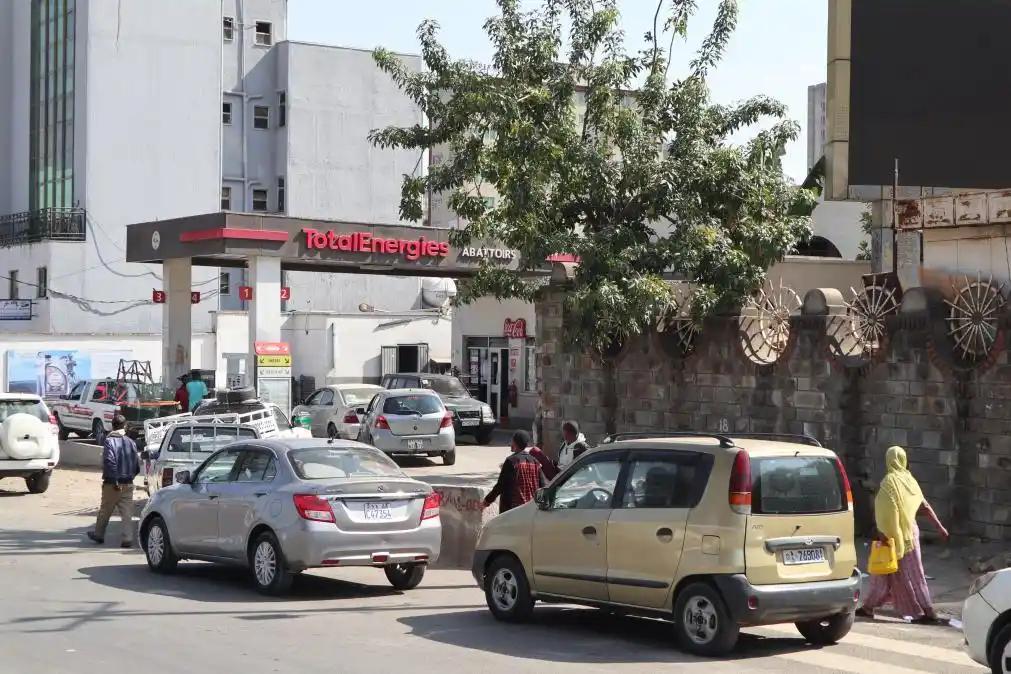 家人们谁懂啊！美以那边打起来，受苦的居然还有远在非洲的普通人，油价疯涨把他们逼得