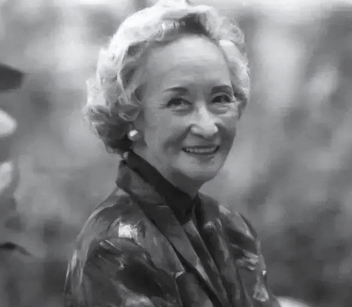 “让你走，赶紧走，男人和女儿都被你熬死了，还摆什么臭架子？”1973年的一天，已