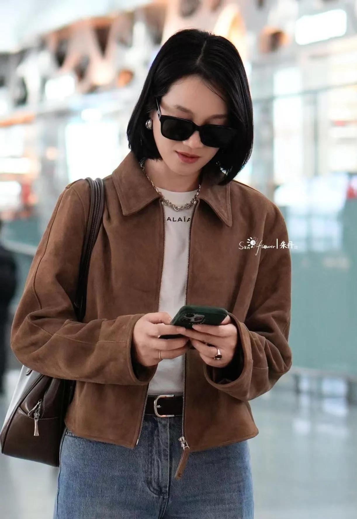 朱丹的机场穿搭，是普通人的春日模板
 
朱丹这波机场私服真的赢麻了！
 
一件复