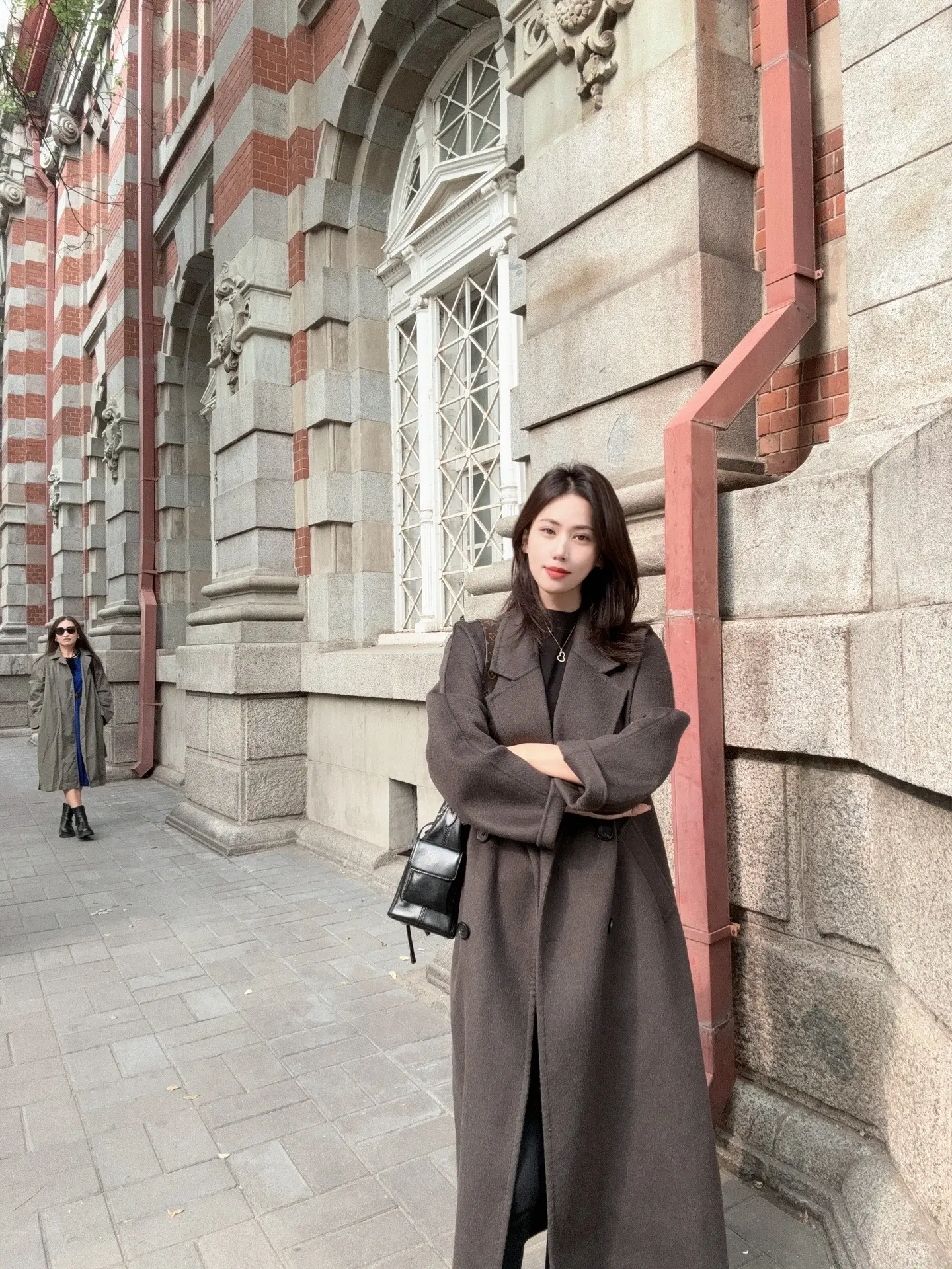 纵有狂风拔地起 我亦乘风破万里